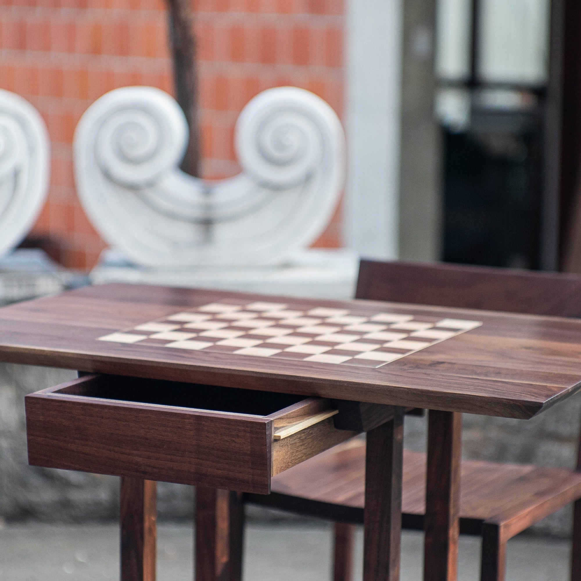 Paramount Chess Table